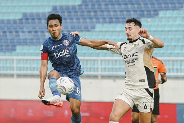 Andre Caldas Costa Tunaikan Janji, Arema FC Hajar Dewa United 4-0