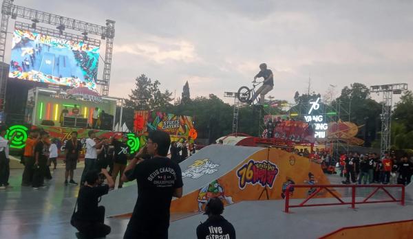 100 Komunitas Street Culture Meriahkan Festival 76 Indonesia Adalah Kita di Bandung