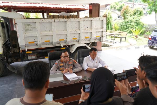 Polda Sulbar Bongkar Penyelundupan 5,1 Ton BBM Subsidi untuk Sawit dan Alat Berat
