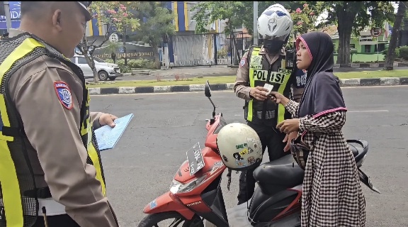 Baru Menit Pertama, Puluhan Pengendara Terjaring Operasi Patuh Semeru 2026 di Sidoarjo