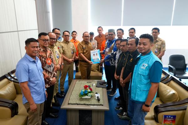Sempat Ditolak karena Hanya 1 Nama, Gubernur Terima Usulan 2 Cawagub Sulbar untuk Dibawa ke DPRD