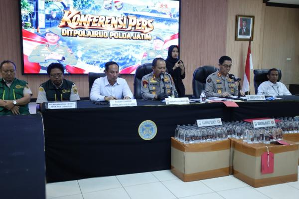 Polda Jatim Ungkap Empat Kasus di Perairan, dari Satwa Dilindungi hingga Solar Subsidi