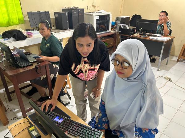 Pangkas Jarak dan Biaya, Tim Ekspedisi Patriot ITS Hadirkan Kemudahan Mendapatkan Layanan Beasiswa
