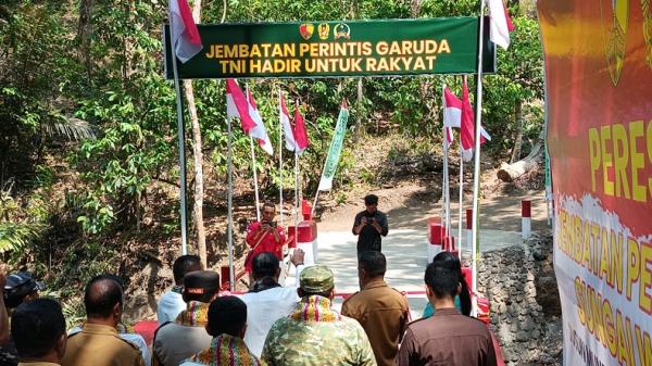 Jembatan Merah Putih Hadir, Dandim 1603 Optimis Ekonomi Masyarakat Desa Riit Meningkat