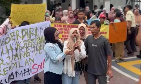 Tuntut Keadilan! Keluarga Korban Pembunuhan di Pakel Serang Minta Hukuman Maksimal   