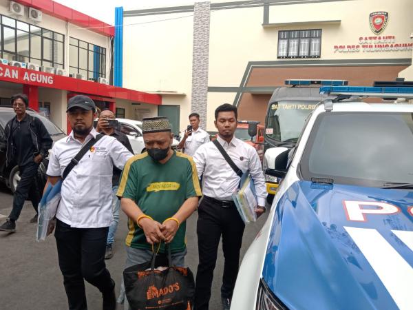 Kades Kedungwaru Tersangka Korupsi Dana Desa Rp331 Juta Diserahkan ke Kejaksaan