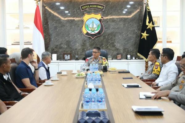 Interpol dan Polda Kepri Sisir Dugaan Penyelundupan Bahan Kimia Berbahaya