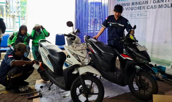 Puluhan Pengemudi Ojol di Gresik Terima Layanan Servis Gratis, Ini Faktanya
