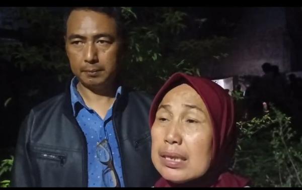 Melihat Reka Ulang Pembunuhan Anak dan Cucu, Ibu Kandung Dini: Perasaan Saya Hancur