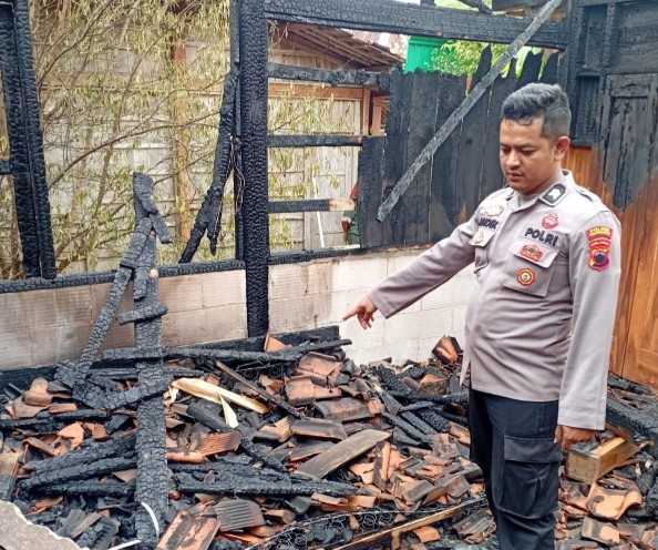 Rumah Kosong di Ngaringan Grobogan Nyaris Ludes Terbakar Gara-Gara Korsleting, Kerugian Rp30 Juta