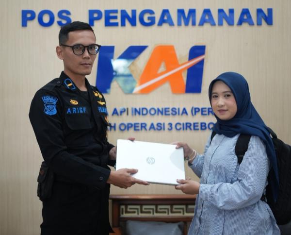 Ratusan Barang Tertinggal di KA Berhasil Dikembalikan, KAI Daop 3 Cirebon Catat Nilai Rp702 Juta