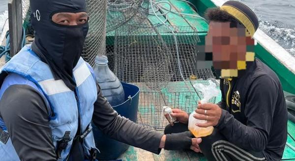 Kapal Nelayan Kabur Saat Didekati Polisi, Polairud Mamuju Temukan Alat Bius Ikan dan Pirex