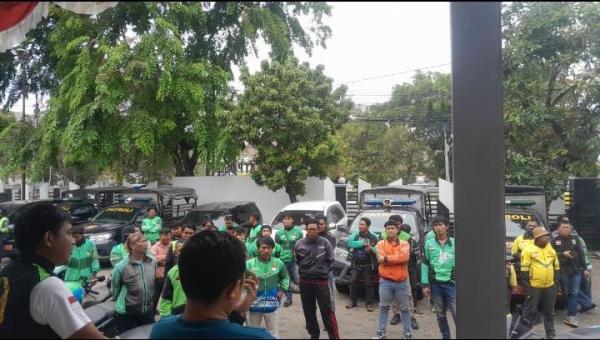 Dua Pekan Menunggu, Ganti Rugi Laka Ojol vs Mobil Satpol PP Karawang Akhirnya Dibayar