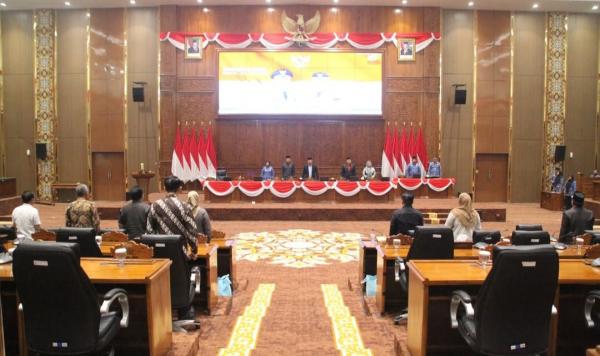 DPRD Bojonegoro Bahas Jawaban Bupati atas Pandangan Fraksi soal APBD 2027, Kemiskinan Jadi Sorotan