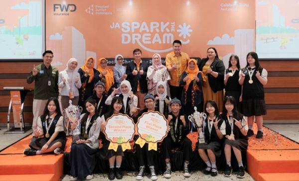 Bikin Bangga! Siswa SMPN 13 Bandung Juara Nasional Literasi Keuangan, Siap Tanding di Asia Pasifik