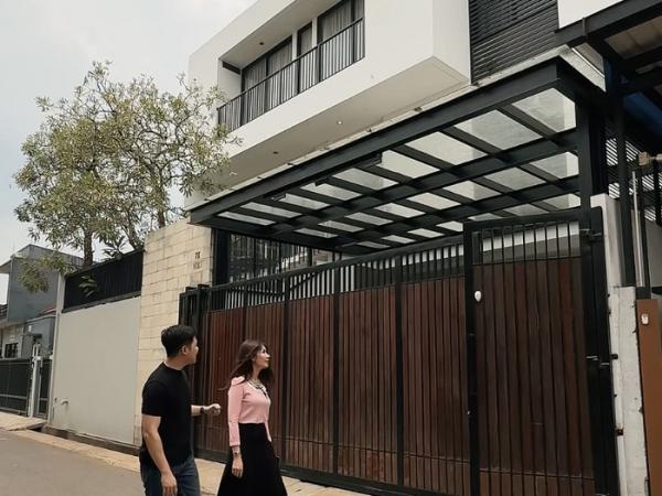 Nikita Mirzani Jual Rumah Mewah Rp9,25 Miliar, Ini Alasan di Baliknya
