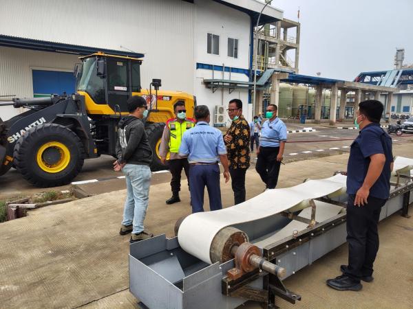 DLH Karawang Ungkap Temuan di Balik Insiden Gas Kimia Pindo Deli 2, Bahan TCCA Hanya Ditutup Terpal