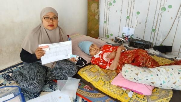 Dinyatakan Meninggal Padahal Hidup, Lansia Korban Galodo Agam Kesulitan Berobat dan Akses Bantuan