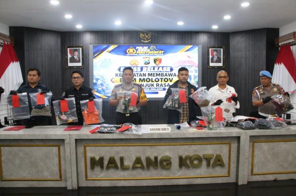 Bawa 4 Bom Molotov, 12 Pemuda Ditangkap Usai Aksi di Balai Kota Malang