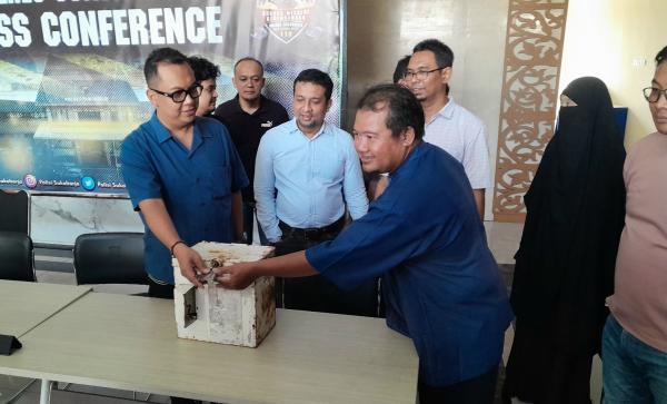 Penggeledahan Ponpes HQ Sukoharjo, Polisi Kembalikan Barang Milik Santri
