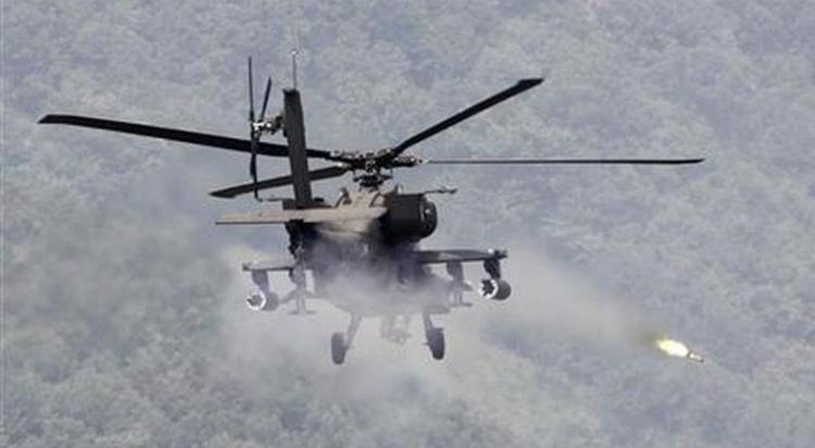 Helikopter Tempur Apache...