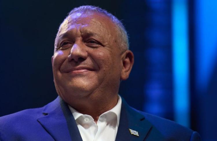 Kecam Netanyahu, Mantan...