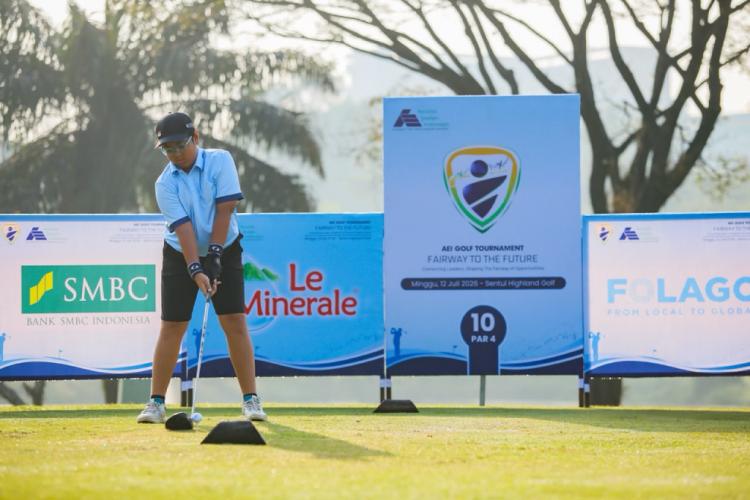 https://img.inews.id/media/750/files/inews_new/2026/07/12/aei_golf_tournament_2026_diikuti_144_pegolf_yang_m.jpg