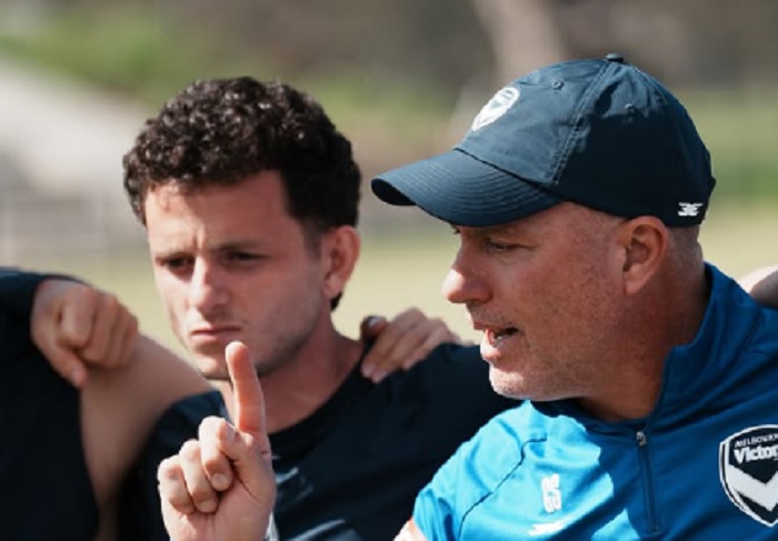 https://img.inews.id/media/750/files/inews_new/2026/10/28/giovanni_savarese.jpg