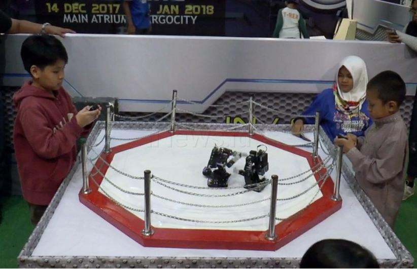 Mengisi Libur Sekolah dengan Bermain Robot - Bagian 5