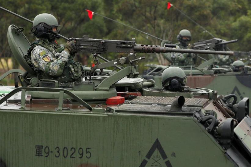 Tegang dengan China, Taiwan Latihan Militer Besar-Besaran - Bagian 4