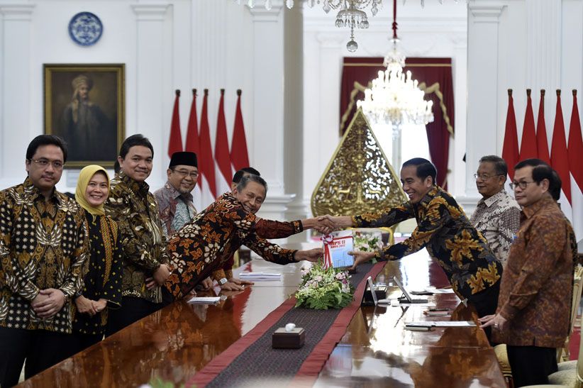 Presiden Jokowi Terima Laporan IHPS II dari BPK - Bagian 2