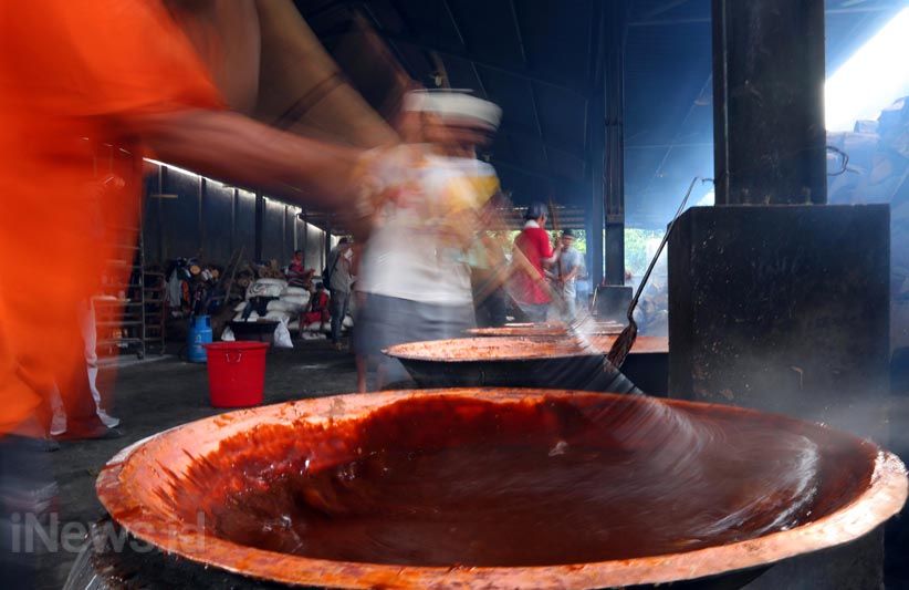 Pembuatan Dodol dan Kue Keranjang untuk Rayakan Imlek - Bagian 6