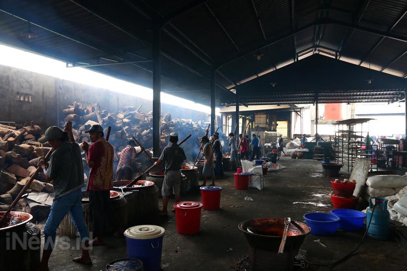 Pembuatan Dodol dan Kue Keranjang untuk Rayakan Imlek - Bagian 10