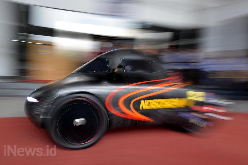 Nogogeni dan Sapuangin Karya ITS Surabaya Ikut Kompetisi Shell Eco Marathon - Bagian 1