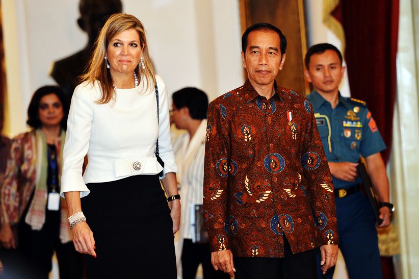 Ketika Presiden Jokowi Bahas Inklusi Keuangan dengan Ratu Maxima di Teras Istana  - Bagian 3