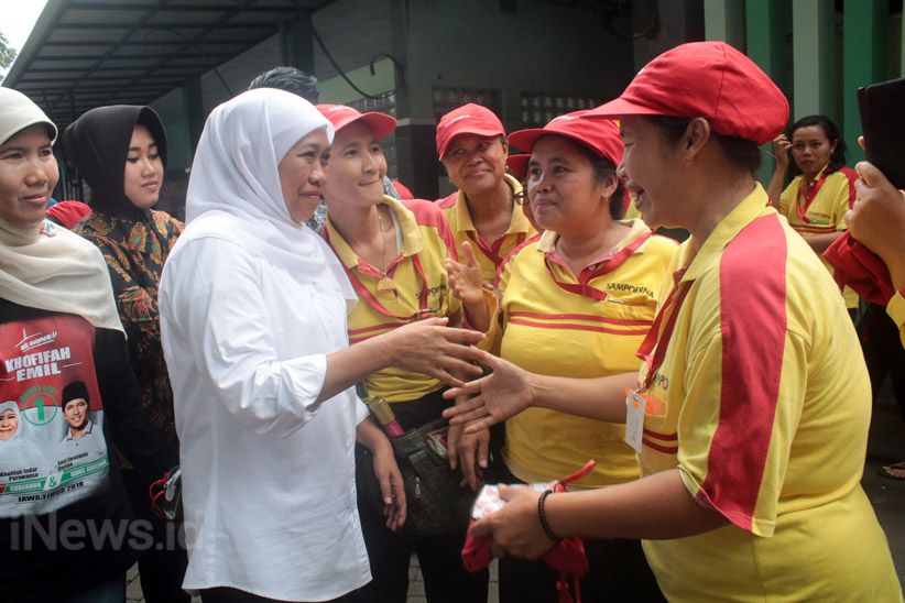 Serap Aspirasi, Khofifah Berdialog dengan Buruh Perempuan - Bagian 1