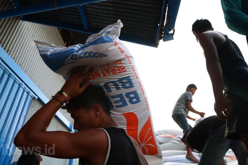 Beras Impor dari Thailand dan Vietnam Banjiri Gudang Bulog - Bagian 4