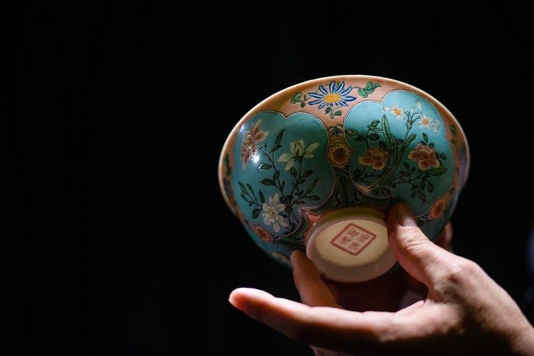 Mangkuk Dinasti Qing Ini Dilelang Seharga Rp352 Milliar - Bagian 1