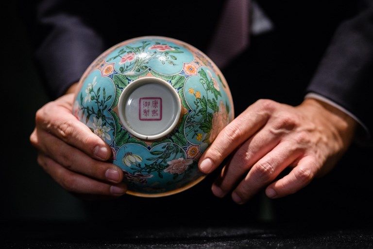 Mangkuk Dinasti Qing Ini Dilelang Seharga Rp352 Milliar - Bagian 4