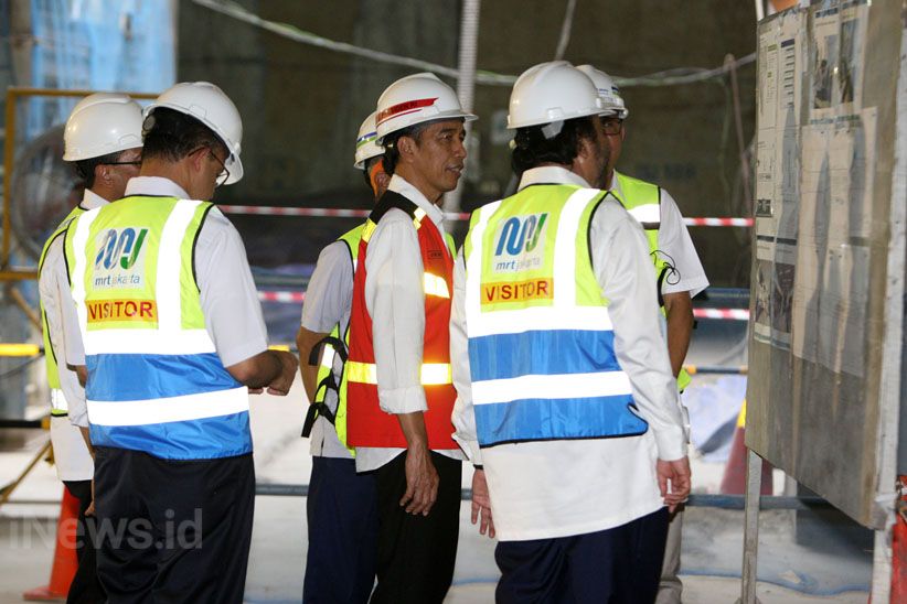 Presiden Jokowi Tinjau Perkembangan Proyek MRT - Bagian 5