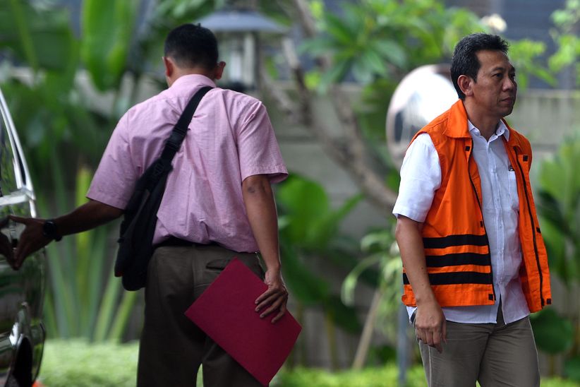 Bupati Kebumen Nonaktif Jalani Pemeriksaan Perdana di KPK - Bagian 2