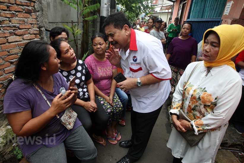 Partai Perindo dan Kartini Perindo Gelar Baksos di Matraman - Bagian 5