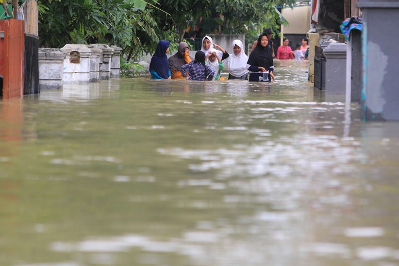 Banjir Rendam 7 Kecamatan di Cirebon - Bagian 1