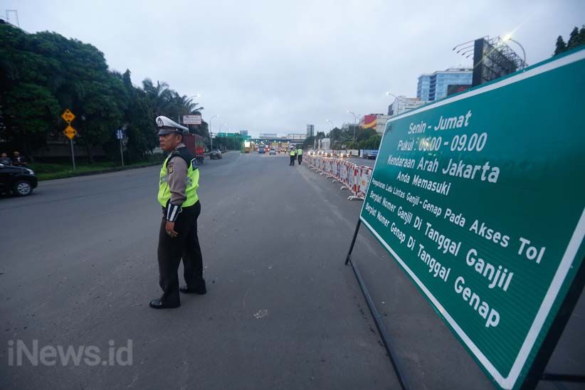 Aturan Sistem Ganjil Genap Tol Bekasi Mulai Berlaku - Bagian 3