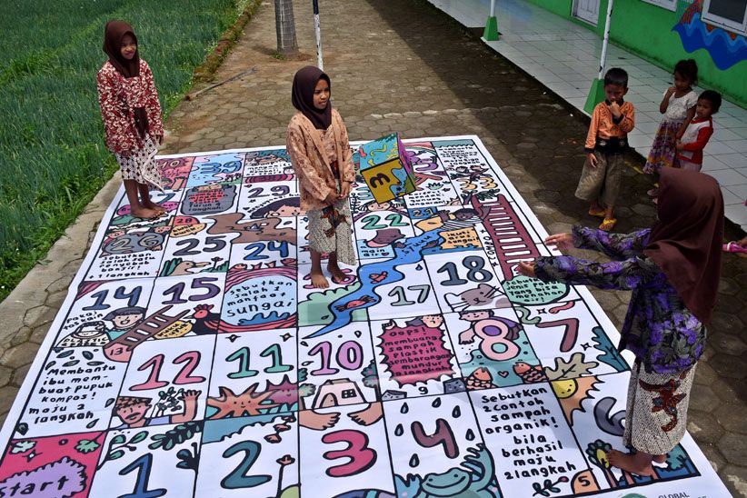 Pelajar Lereng Gunung Ungaran Dibekali Pendidikan Rehabilitasi Lingkungan - Bagian 1