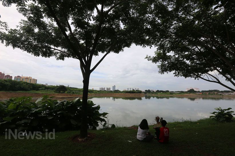 Menikmati Keasrian Taman Waduk Ria Rio - Bagian 2