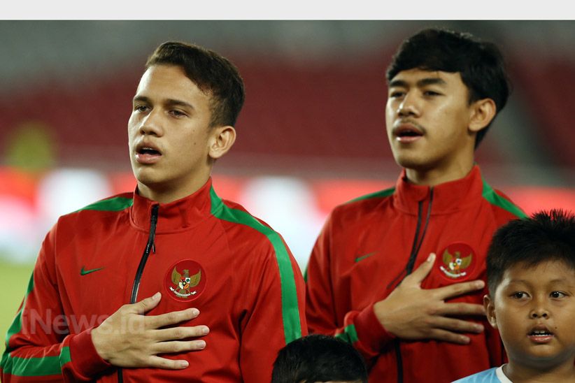 Air Mata Egy Maulana Menetes saat Indonesia Raya Berkumandang - Bagian 2