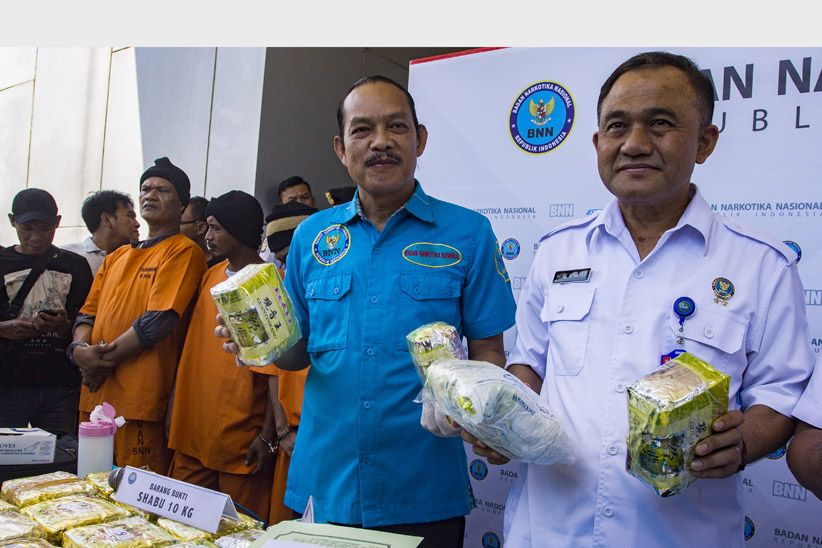 BNN Tangkap Penyelundup 32 Kg Sabu Jaringan Internasional - Bagian 2