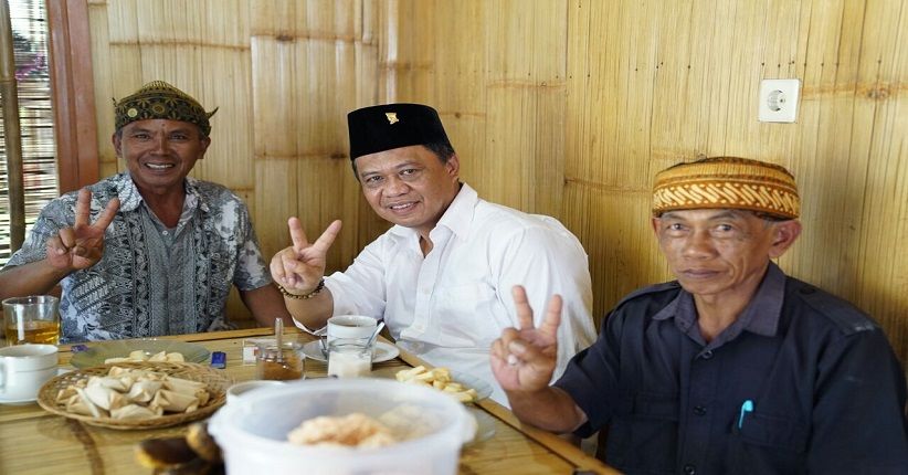 Pro Ekonomi Kerakyatan, Warga Kampung Naga Dukung Anton Charliyan