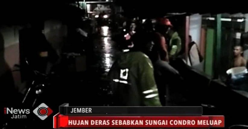 Air Sungai Condro Rendam Pemukiman Warga